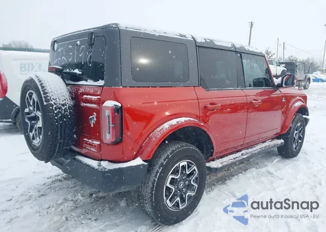 2024 Ford Bronco Outer Banks z USA, uszkodzony, nr VIN 1FMEE8BP5RLA66485